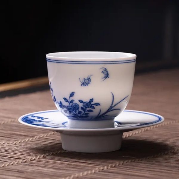 Blue and white porcelain teacup